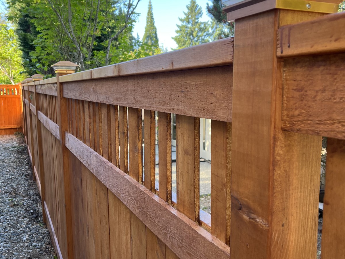 How to Choose the Best Fence Design for Your Backyard in King County,&nbsp;WA